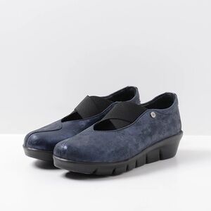 Wolky Cursa Navy Metallic Nubuck Wedge Loafer Size 42